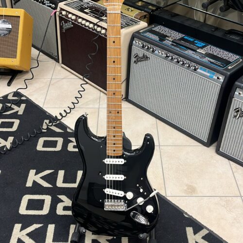 FENDER LIMITED EDITION VINTERA II 50 STRATOCASTER ROASTED MAPLE NECK BLACK - USATO